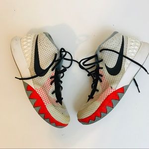 Nike Kyrie Irving basketball shoes size 9